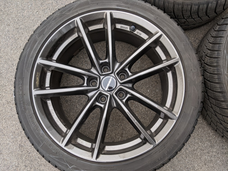 Winterräder Komplettsatz AMG Mercedes A35 Borbet W mistral Vredestein 235/40R 95 W