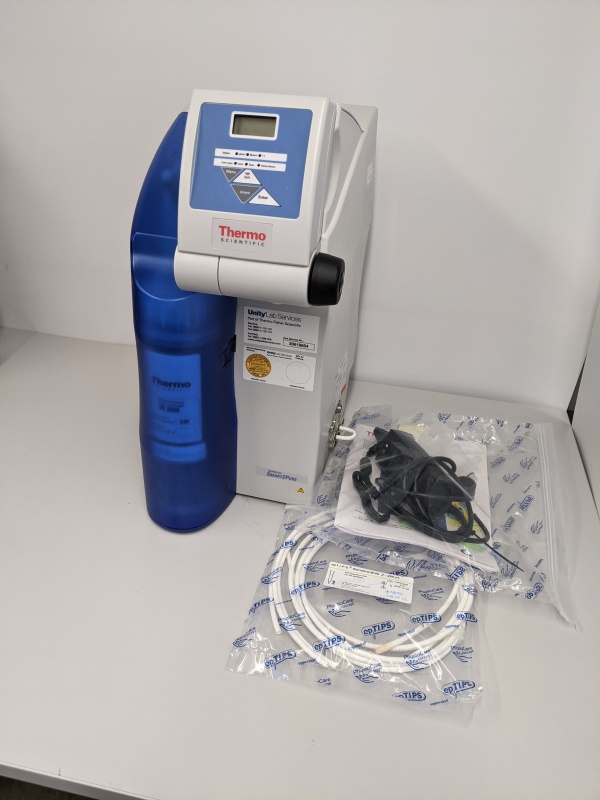 Thermo Scientific Smart2Pure 6 UV/UF Rein und Reinstwassersystem