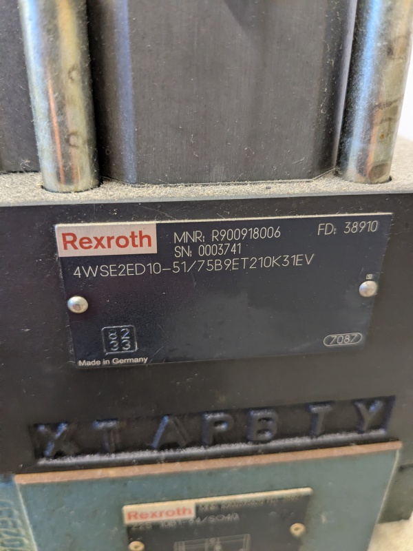 Bosch Rexroth Ventil 4WSE2ED10-51/75B9ET210K31EV R900918006 Ventilblock Hydraulikblock