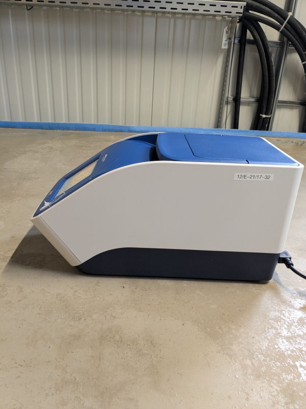 Applied Biosystems Veriti 96-Well Thermal Cycler Thermocycler