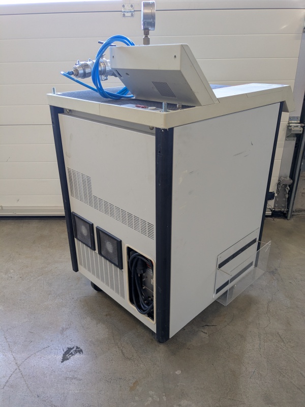 Leybold UL 500 Helium Leckdetektor Ersatzteilträger ohne Vakuumpumpe