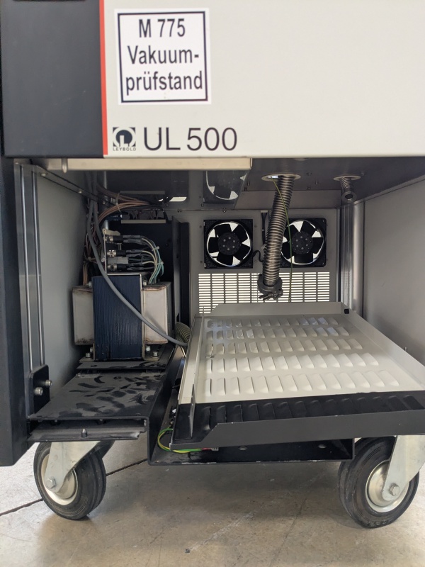Leybold UL 500 Helium Leckdetektor Ersatzteilträger ohne Vakuumpumpe