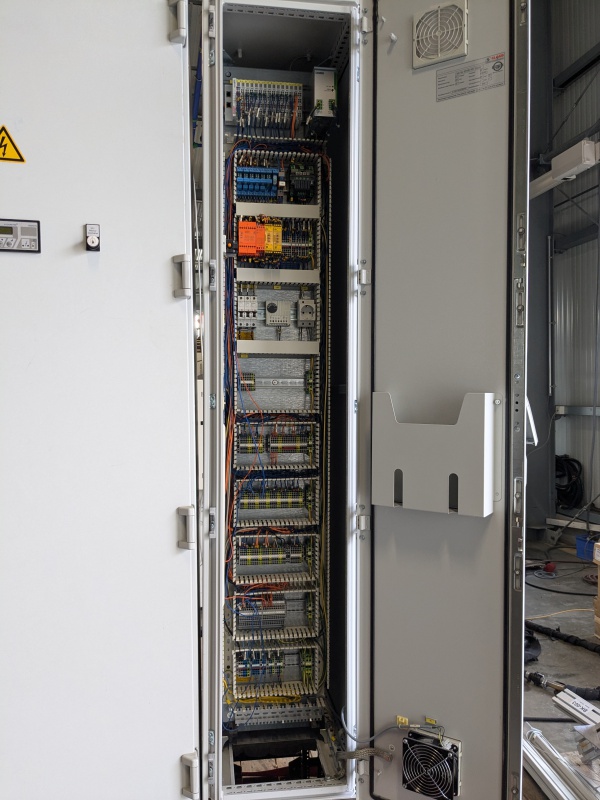 Batteriesimulator Kratzer VES2 150KW 600V +/- 600A Stromrichter
