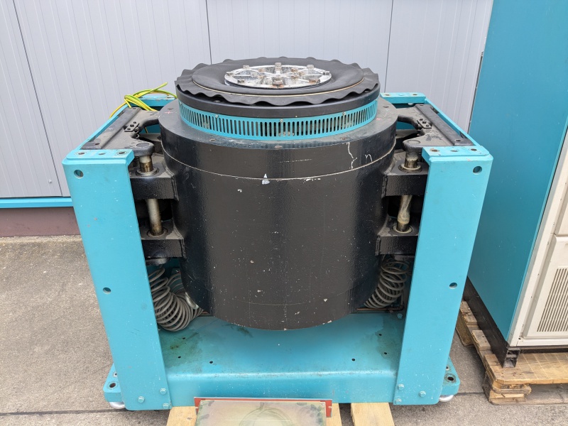 LDS Shaker 826 26 kN mit DPA16 Verstärker